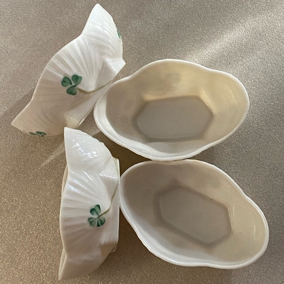 𝅺4 Belleek Ireland Shamrock Porcelain Oval Open Salt Dips Cellar Dishes